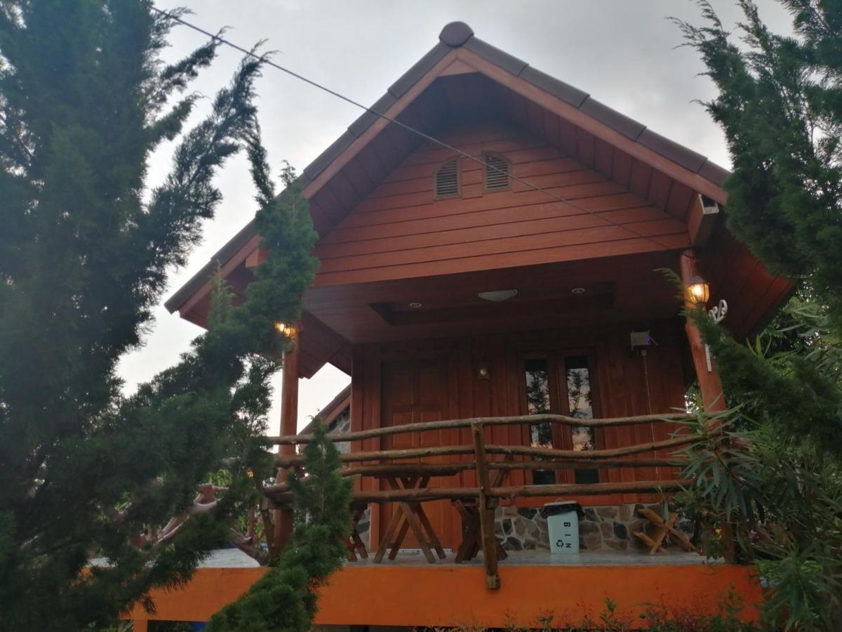 Indah Garden Hill Resort Phetchabun Exterior photo